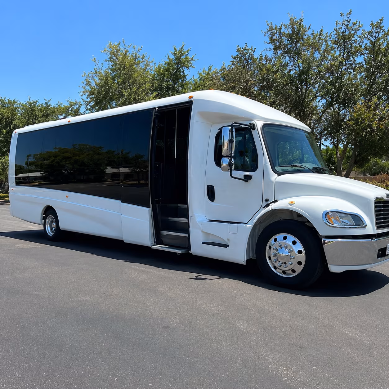 festival and concert buses to socal venues