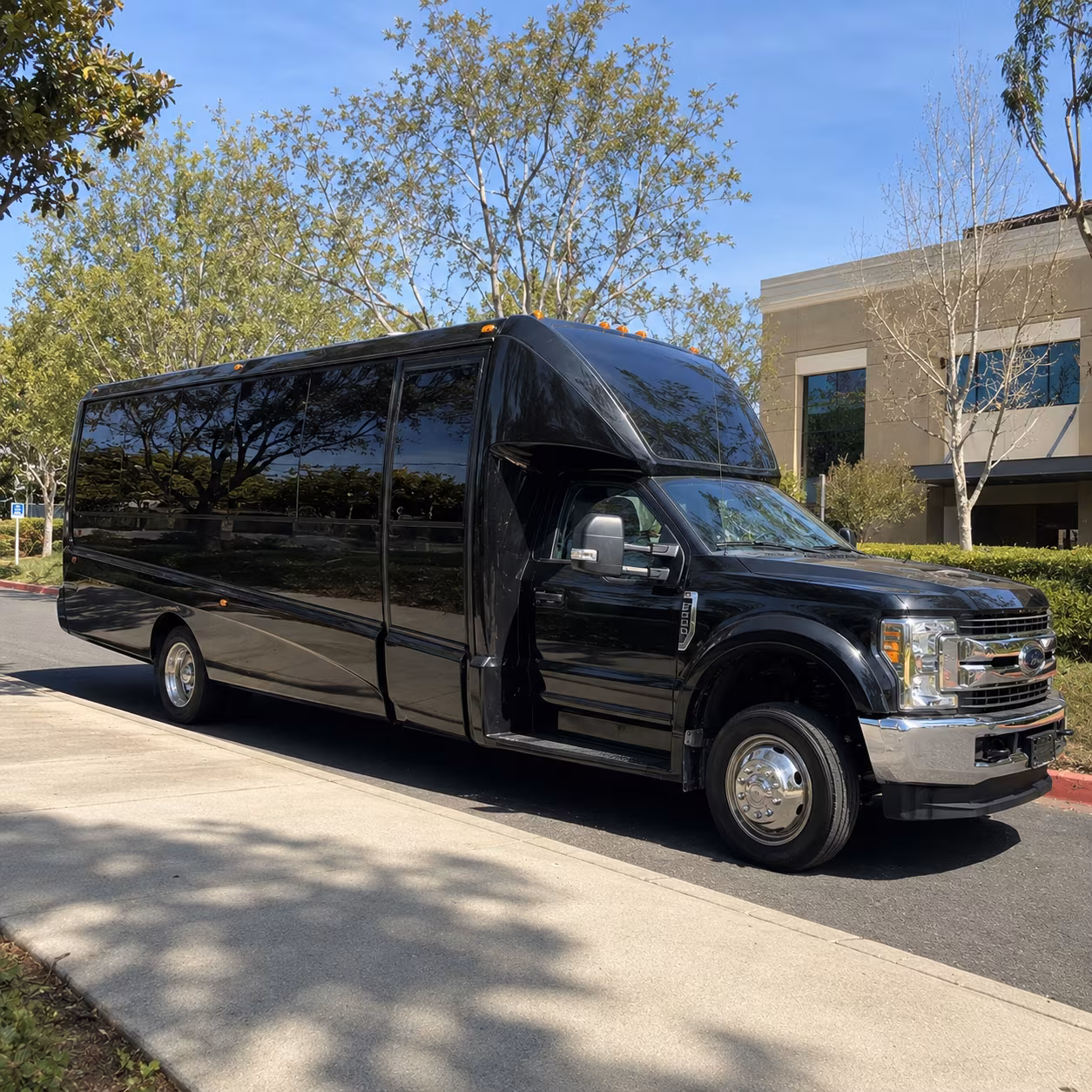 party buses to clippers and lakers games at intuit dome and crypto com arena