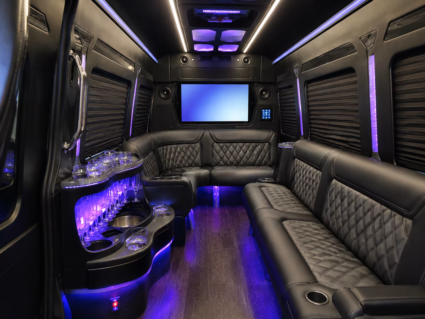 shuttle buses to inland empire amphitheatres and outdoor venues