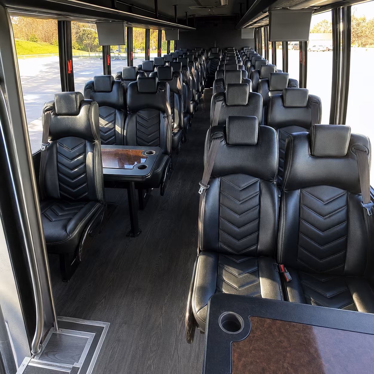 winery hop bus rentals along de portola road and rancho california road